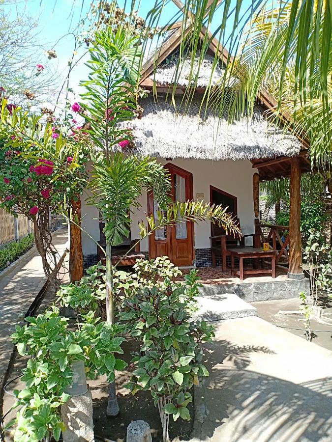 Youpy Bungalows Гили Еър Екстериор снимка